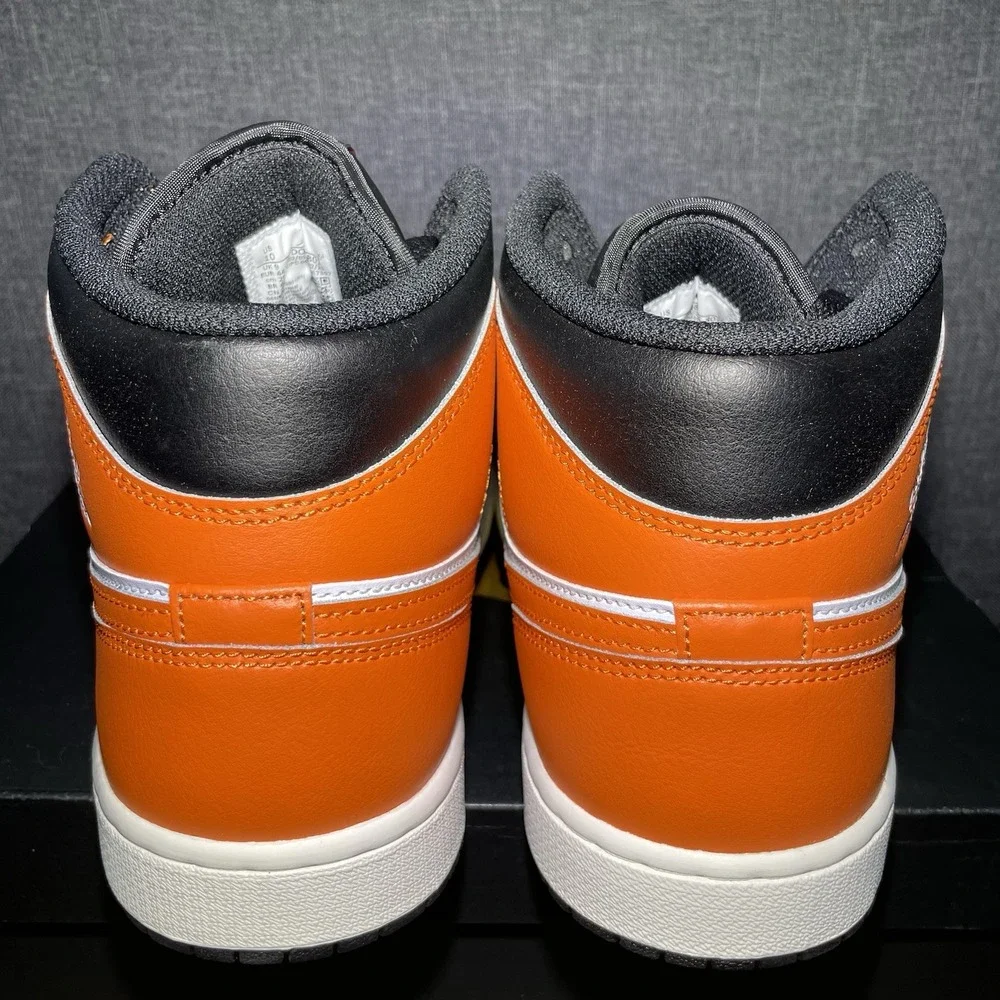 Air Jordan 1 Mid Mens Size 10 Shoes 